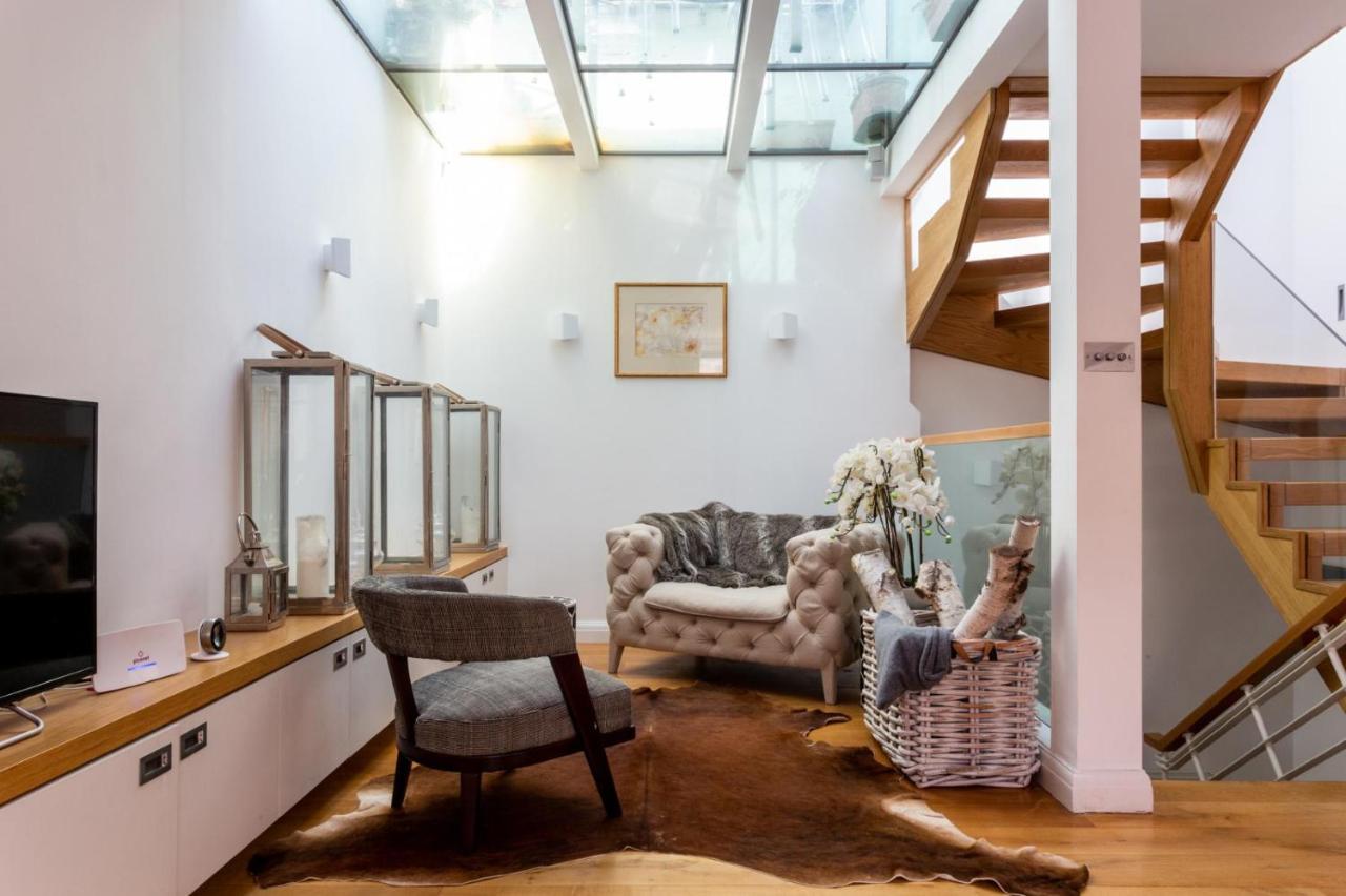 Villa New Stunning 5Bd Mews House à Londres Extérieur photo