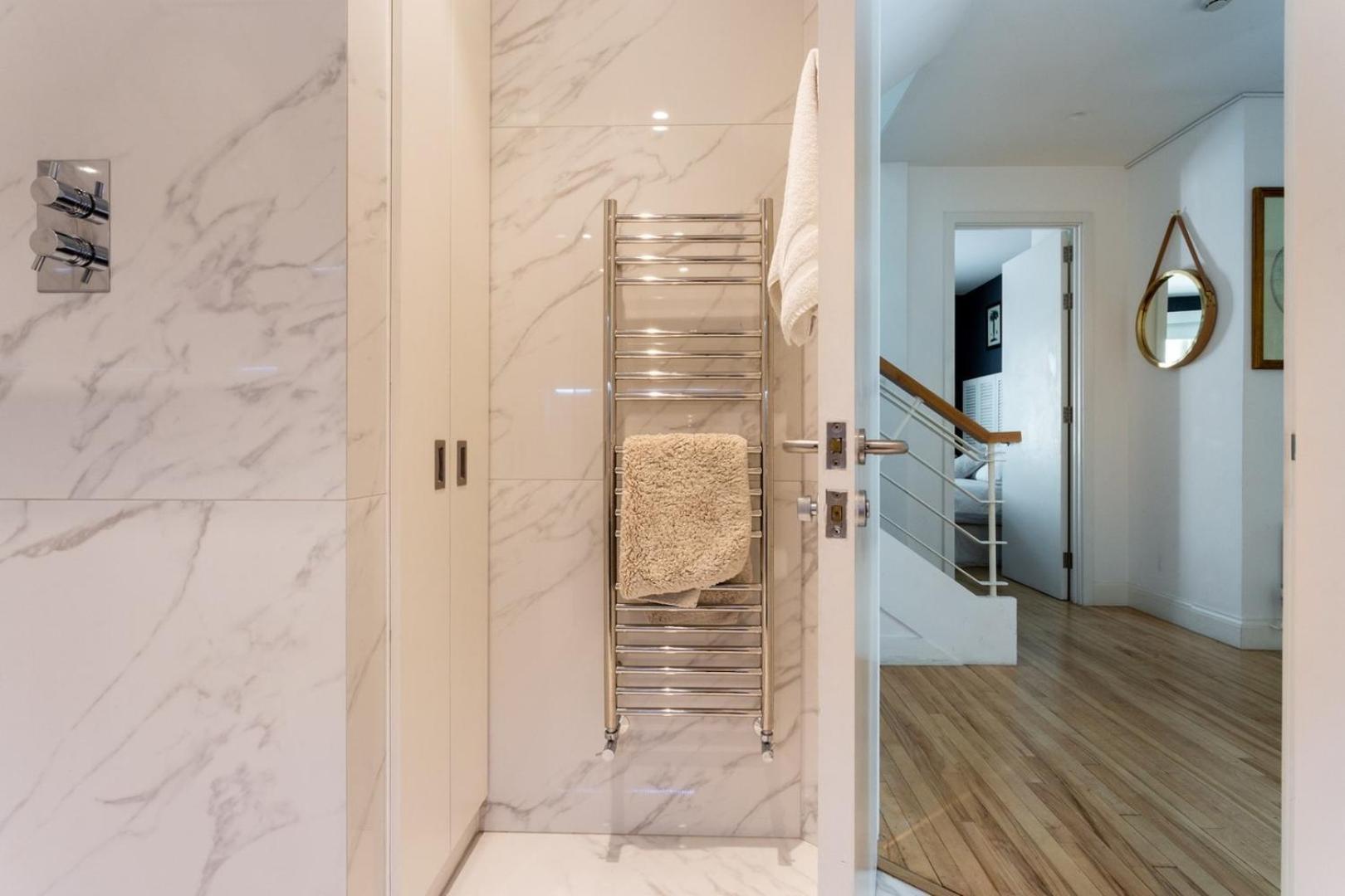 Villa New Stunning 5Bd Mews House à Londres Extérieur photo
