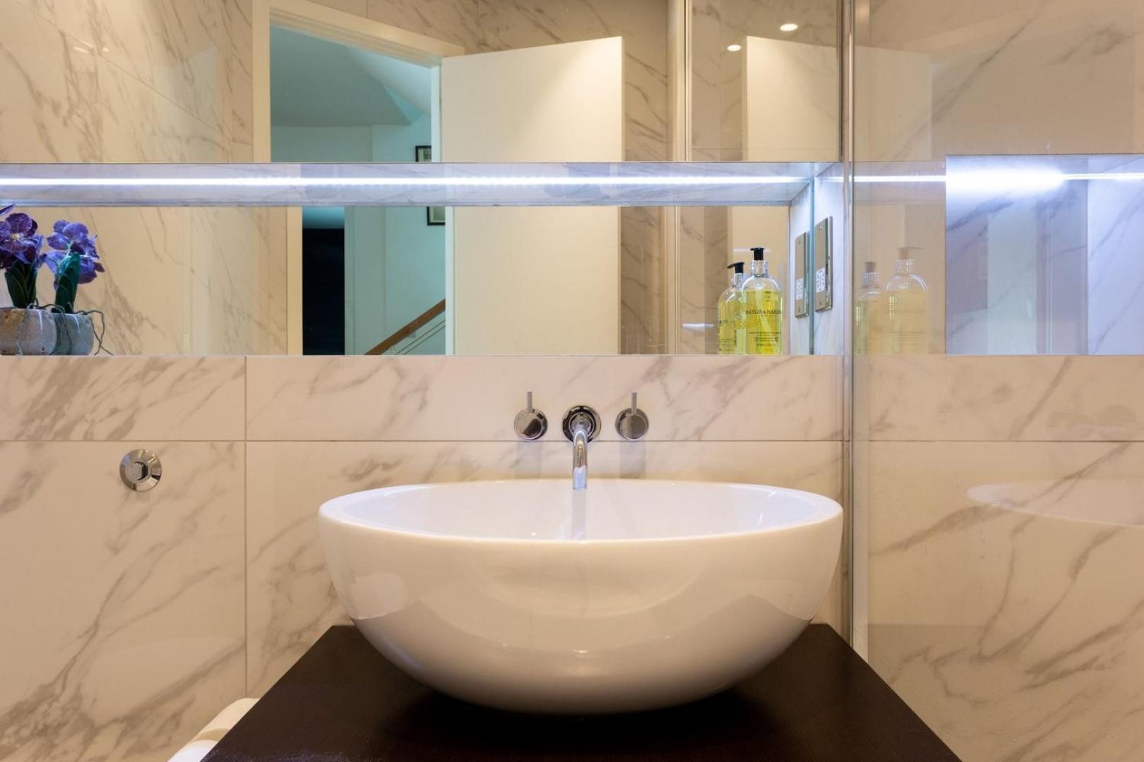 Villa New Stunning 5Bd Mews House à Londres Extérieur photo